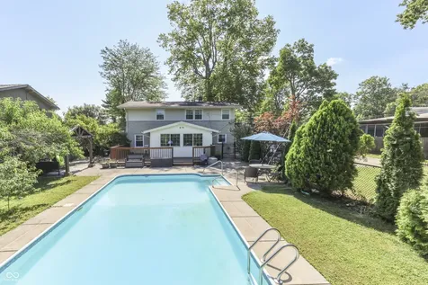 4206 Ridgeway Avenue Columbus IN 47203