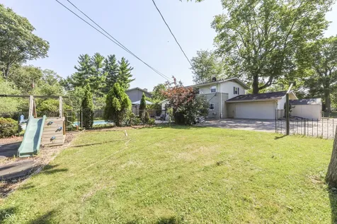 4206 Ridgeway Avenue Columbus IN 47203