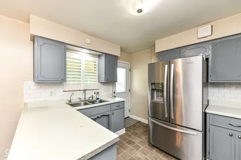 8245 Palmetto Lane Indianapolis IN 46217