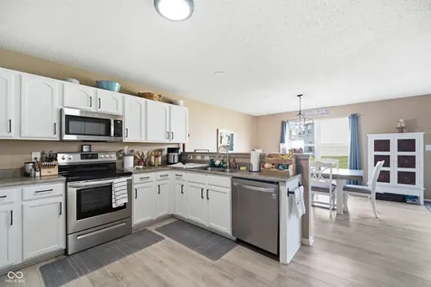 12634 Old Pond Road Noblesville IN 46060