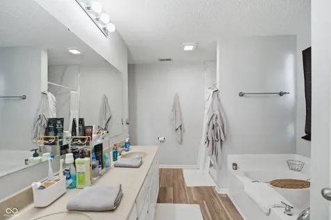 12634 Old Pond Road Noblesville IN 46060
