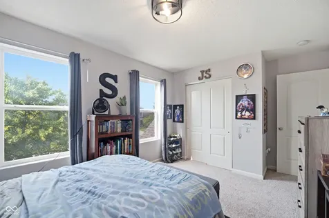 12634 Old Pond Road Noblesville IN 46060
