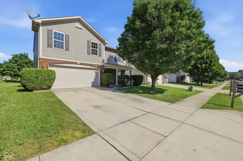 12385 Schoolhouse Road Fishers IN 46037