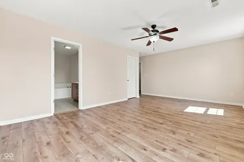 12385 Schoolhouse Road Fishers IN 46037