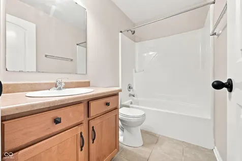 12385 Schoolhouse Road Fishers IN 46037