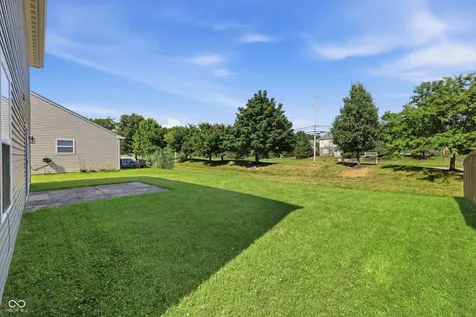 12385 Schoolhouse Road Fishers IN 46037