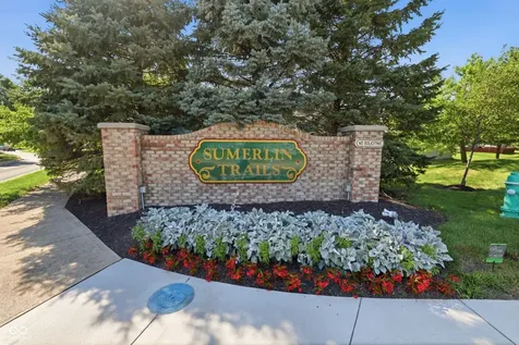12385 Schoolhouse Road Fishers IN 46037