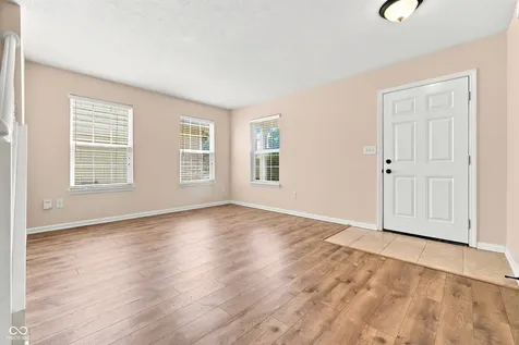 12385 Schoolhouse Road Fishers IN 46037