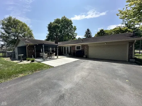 1200 E Adams Drive Franklin IN 46131