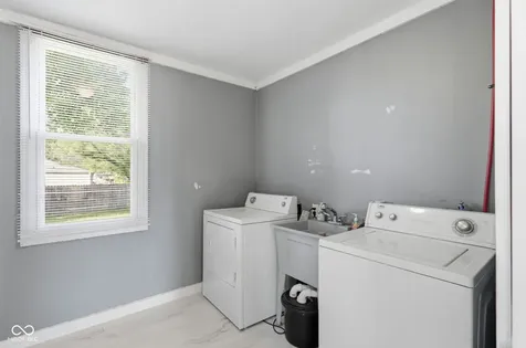 3538 N Lynhurst Drive Indianapolis IN 46224