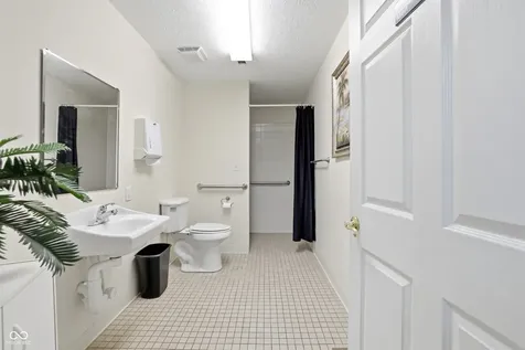 1285 S Jackson Street Greencastle IN 46135