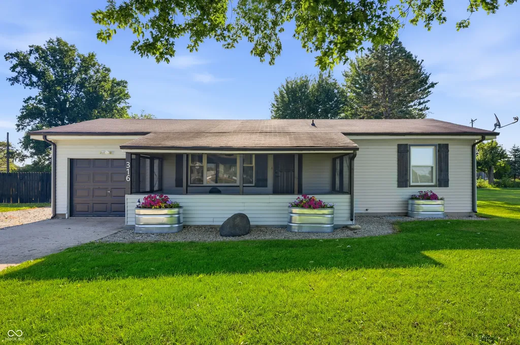 316 S Woodward Street Lapel IN 46051