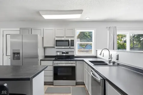 316 S Woodward Street Lapel IN 46051