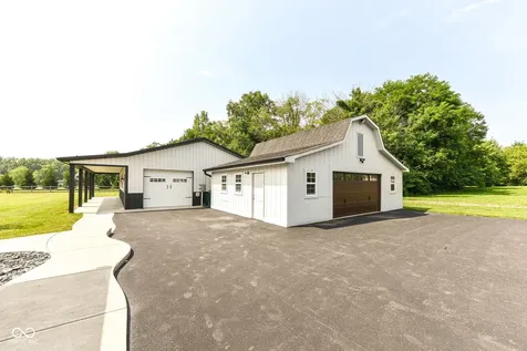 10765 E 121st Street Fishers IN 46037