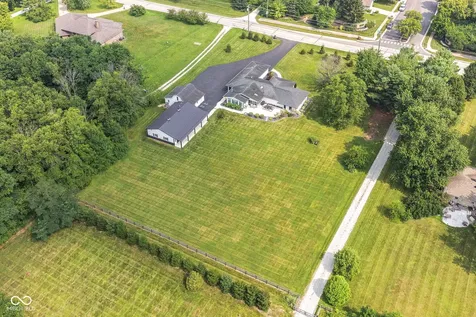 10765 E 121st Street Fishers IN 46037