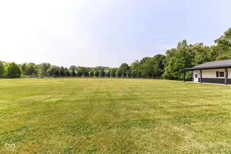 10765 E 121st Street Fishers IN 46037