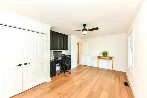 10765 E 121st Street Fishers IN 46037