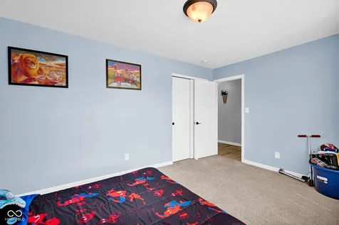 4744 Clairmont Drive Columbus IN 47203