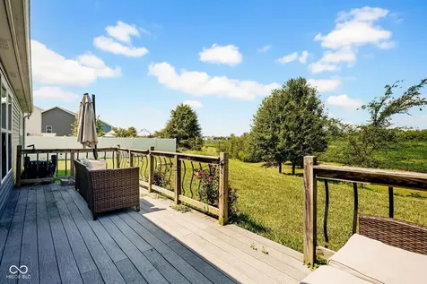4744 Clairmont Drive Columbus IN 47203