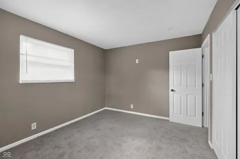 5636 Laurel Hall Drive Indianapolis IN 46226