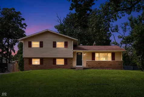5636 Laurel Hall Drive Indianapolis IN 46226