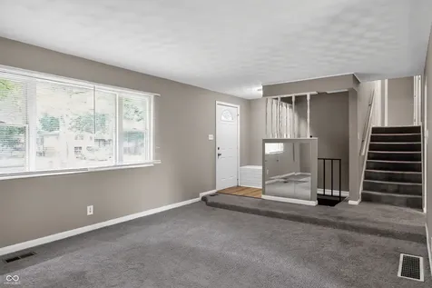 5636 Laurel Hall Drive Indianapolis IN 46226