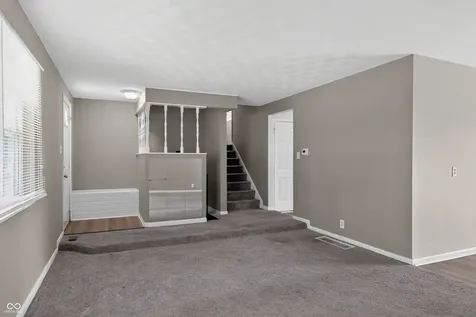 5636 Laurel Hall Drive Indianapolis IN 46226