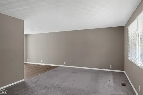 5636 Laurel Hall Drive Indianapolis IN 46226