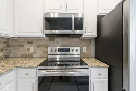 2195 Glebe Street Carmel IN 46032
