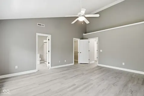 2195 Glebe Street Carmel IN 46032