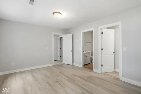 2195 Glebe Street Carmel IN 46032