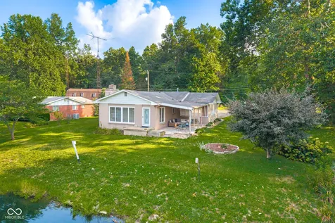 8614 W Dam Road Columbus IN 47201