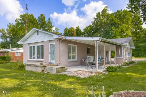 8614 W Dam Road Columbus IN 47201