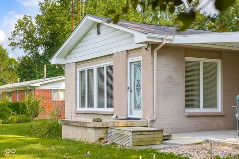 8614 W Dam Road Columbus IN 47201