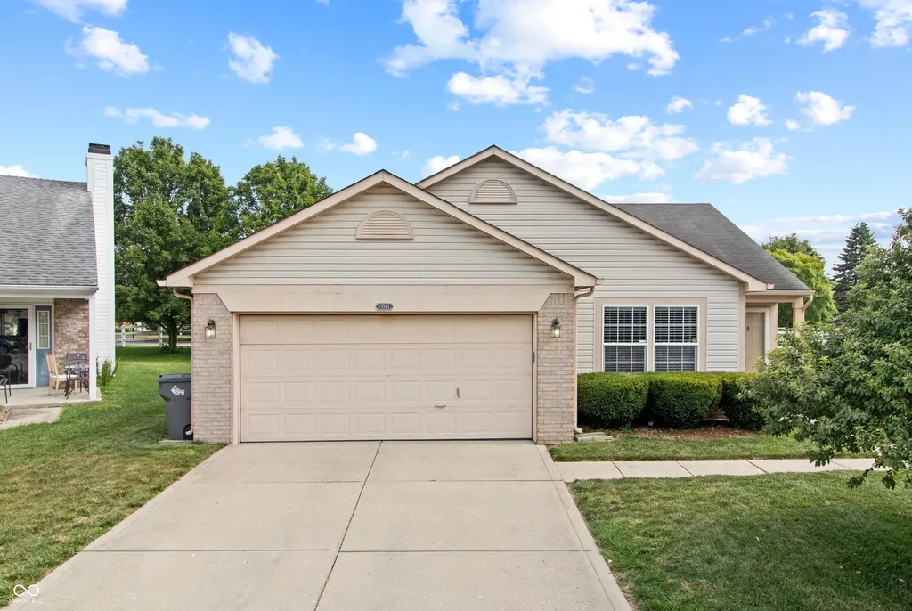 10941 Snowdrop Way Indianapolis IN 46235