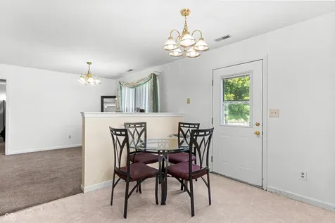 10941 Snowdrop Way Indianapolis IN 46235