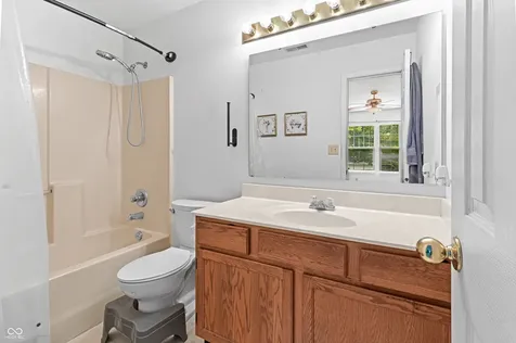 10941 Snowdrop Way Indianapolis IN 46235
