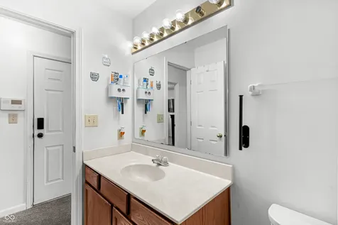 10941 Snowdrop Way Indianapolis IN 46235