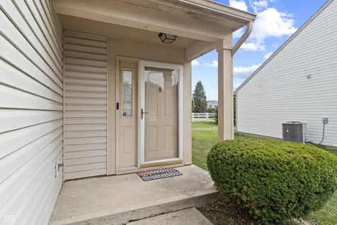 10941 Snowdrop Way Indianapolis IN 46235