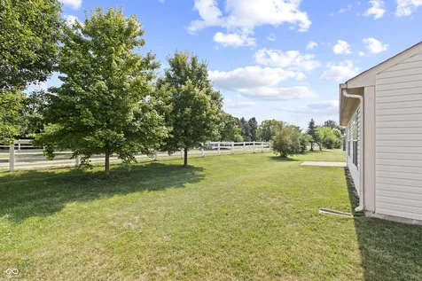 10941 Snowdrop Way Indianapolis IN 46235
