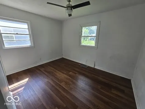 8203 E 48th Street Indianapolis IN 46226