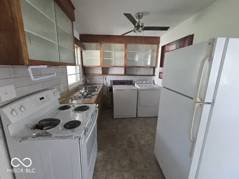 8203 E 48th Street Indianapolis IN 46226