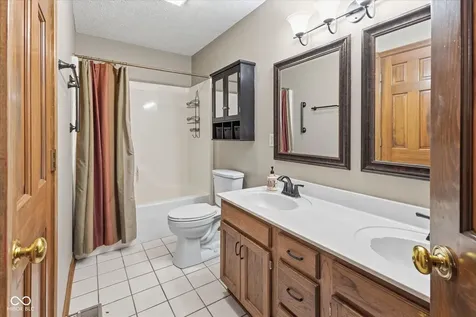 6687 Juliet Drive Avon IN 46123