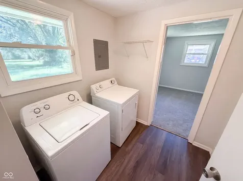 2434 W 67th Street Indianapolis IN 46268