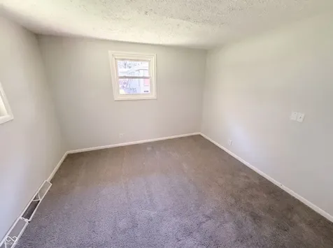 2434 W 67th Street Indianapolis IN 46268