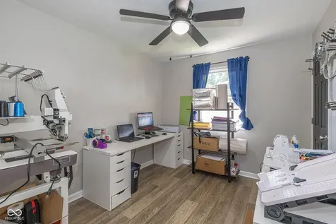 647 N 100 W Franklin IN 46131