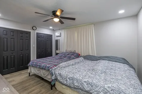 647 N 100 W Franklin IN 46131