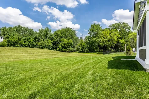 8472 Hidden Meadow Pass Mccordsville IN 46055