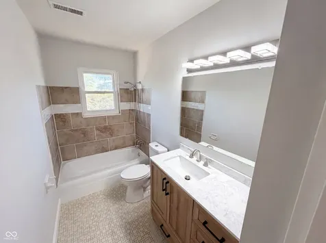 3135 E 52nd Street Indianapolis IN 46205