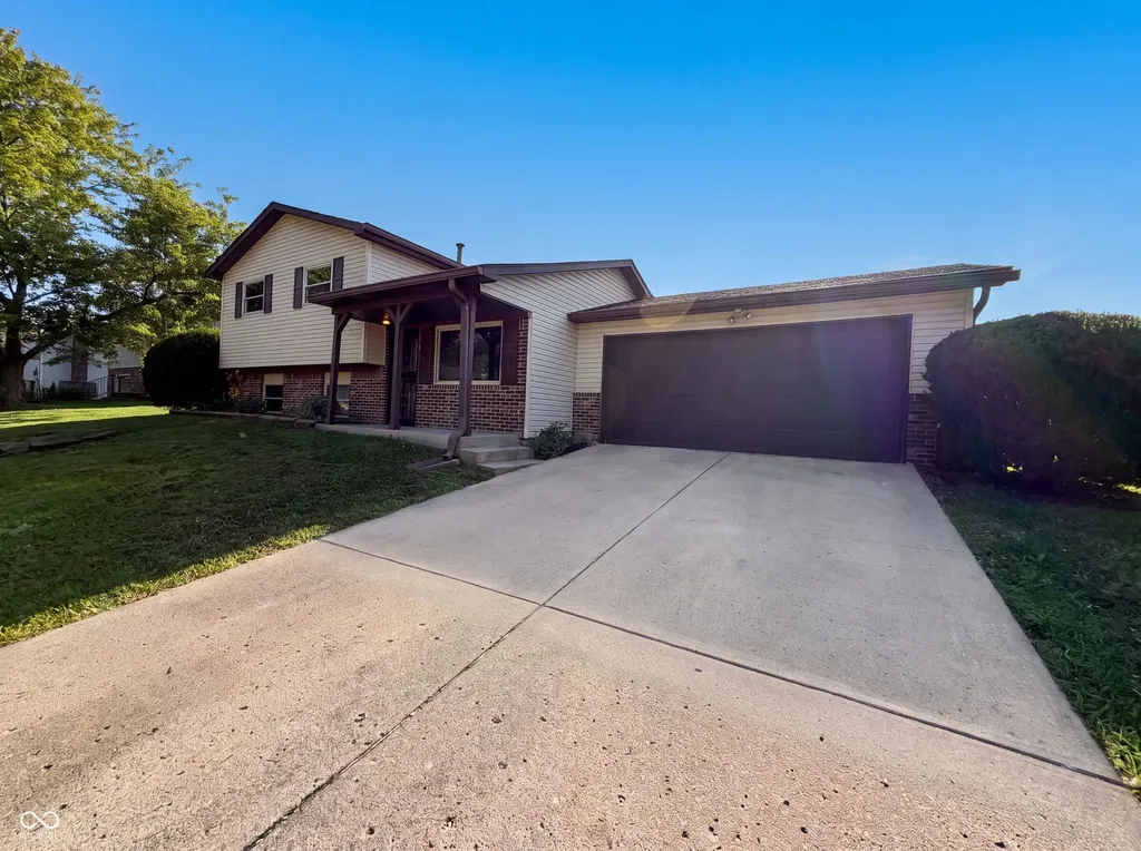 7533 Ardwell Drive Indianapolis IN 46237